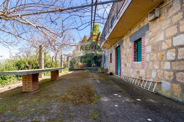 casa indipendente in vendita a Pollina