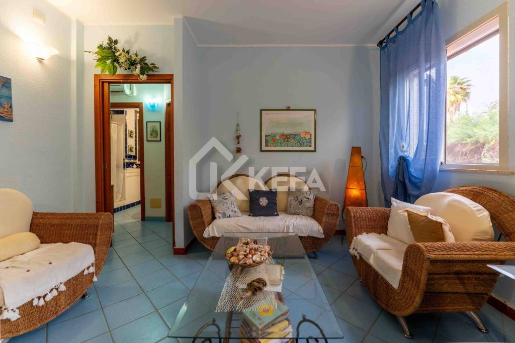 casa indipendente in vendita a Pollina in zona Finale