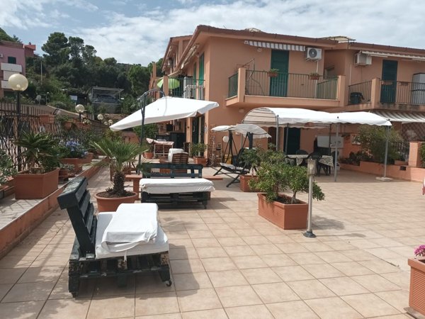 appartamento in vendita a Pollina in zona Finale
