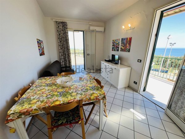 casa indipendente in vendita a Pollina in zona Finale