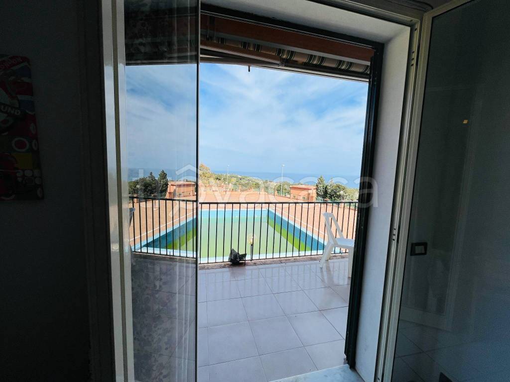 appartamento in vendita a Pollina in zona Finale