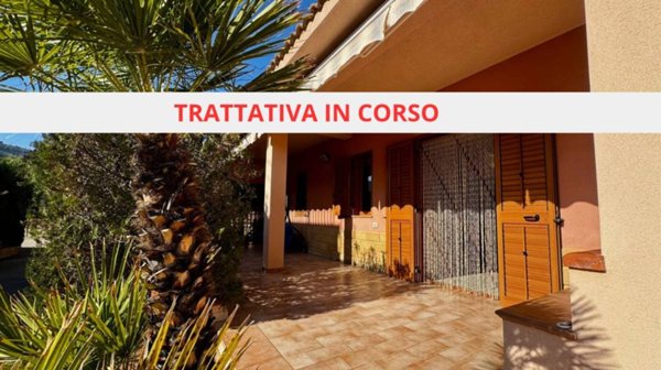 appartamento in vendita a Pollina in zona Finale