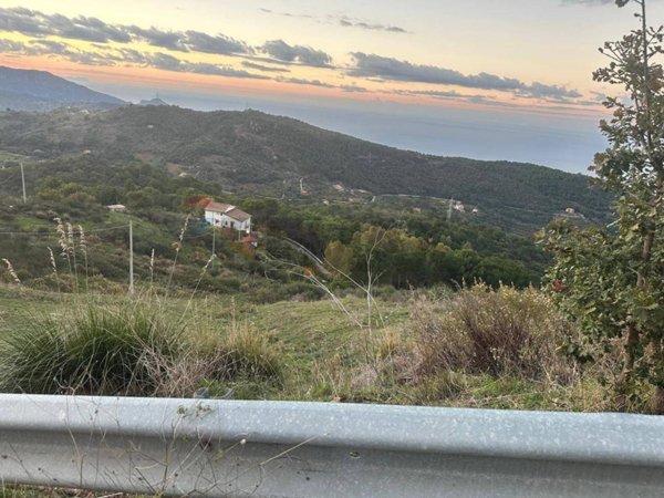 terreno in vendita a Pollina