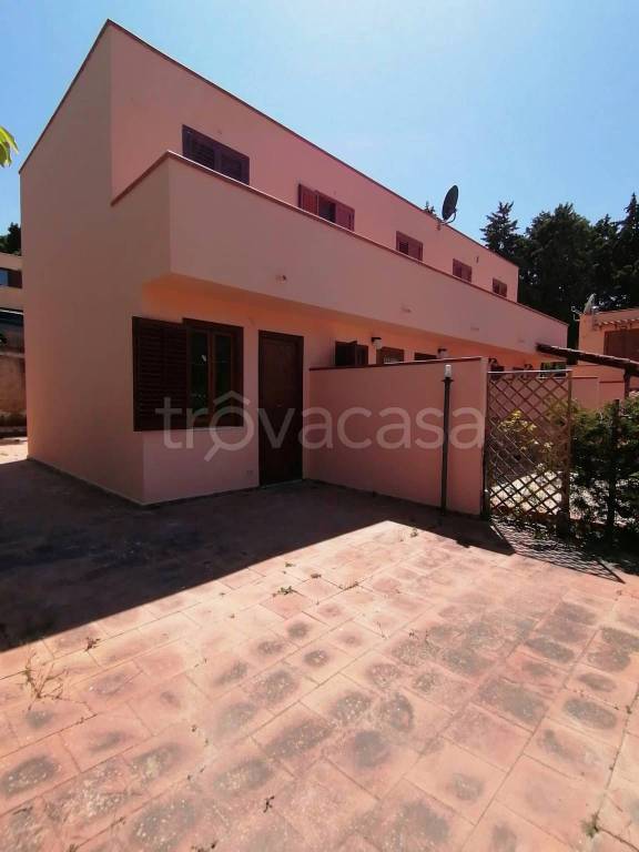 casa indipendente in vendita a Pollina
