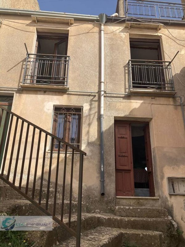 casa indipendente in vendita a Prizzi