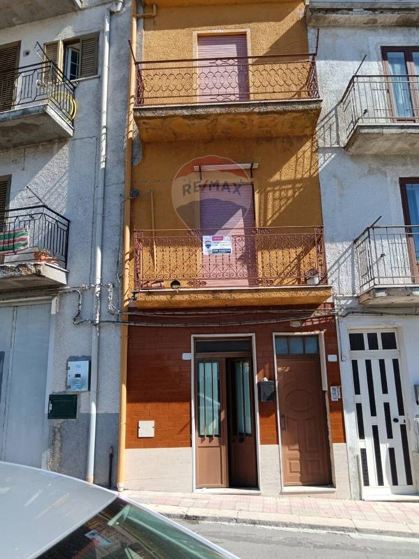 casa indipendente in vendita a Prizzi