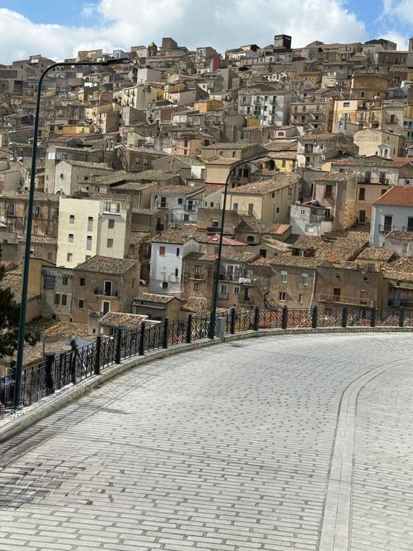 casa indipendente in vendita a Prizzi