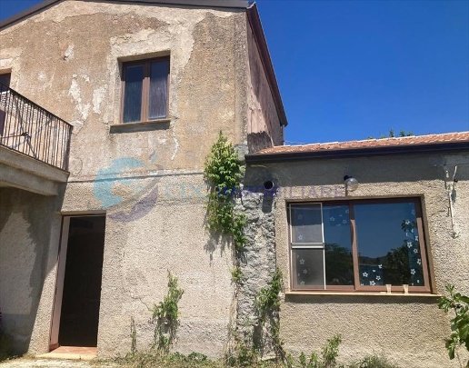 casa indipendente in vendita a Prizzi