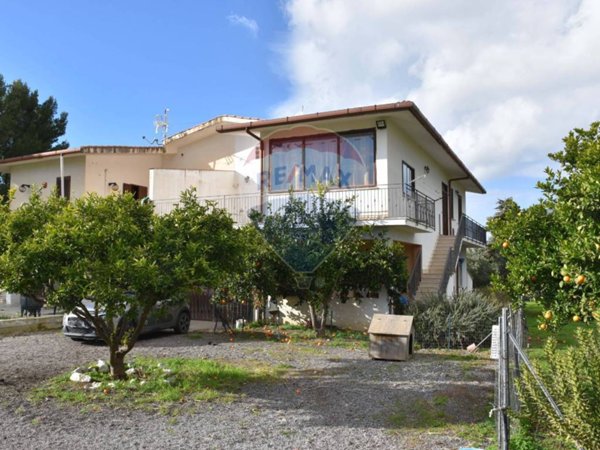 casa indipendente in vendita a San Cipirello