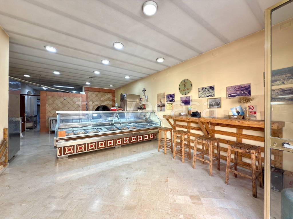 negozio in vendita a San Cipirello
