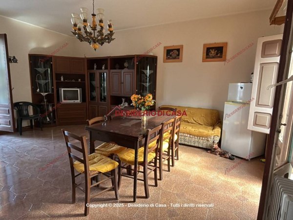 casa indipendente in vendita a San Mauro Castelverde