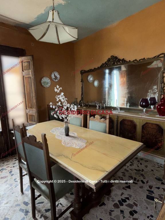 casa indipendente in vendita a San Mauro Castelverde