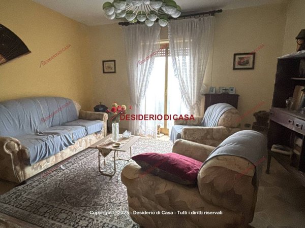 casa indipendente in vendita a San Mauro Castelverde