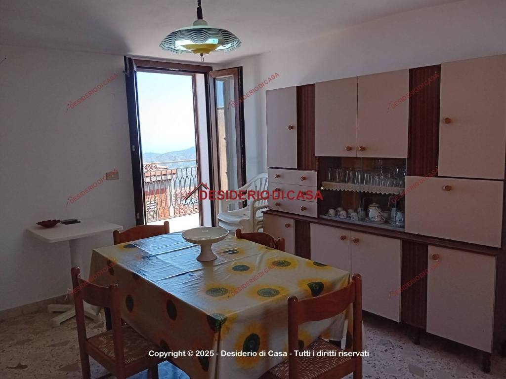 casa indipendente in vendita a San Mauro Castelverde