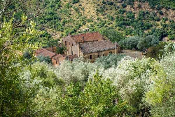casale in vendita a San Mauro Castelverde