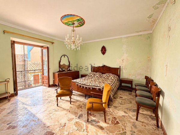 casa indipendente in vendita a San Mauro Castelverde