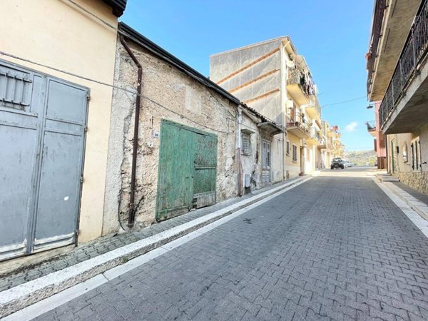 appartamento in vendita a Santa Cristina Gela