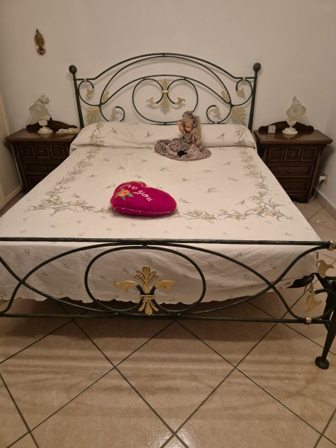 casa indipendente in vendita a Santa Cristina Gela