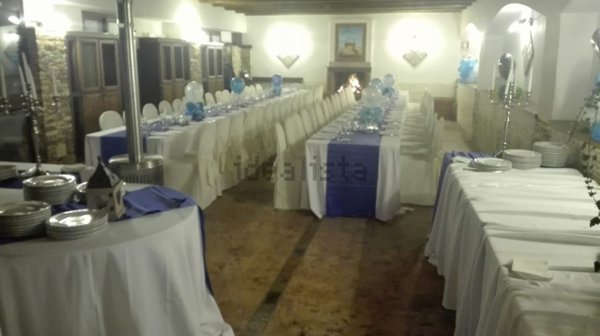 negozio in vendita a Santa Cristina Gela