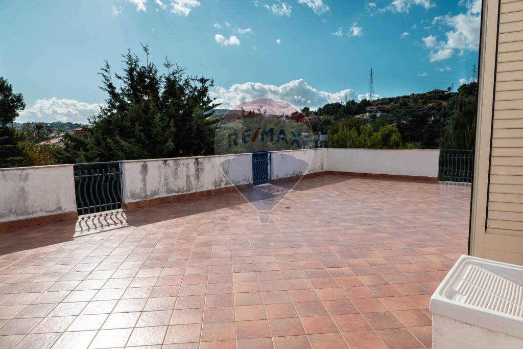 casa indipendente in vendita a Santa Flavia