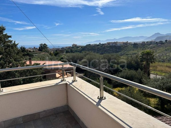 casa indipendente in vendita a Santa Flavia