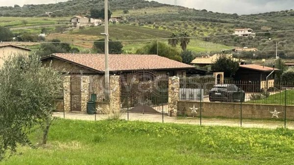 casa indipendente in vendita a Santa Flavia