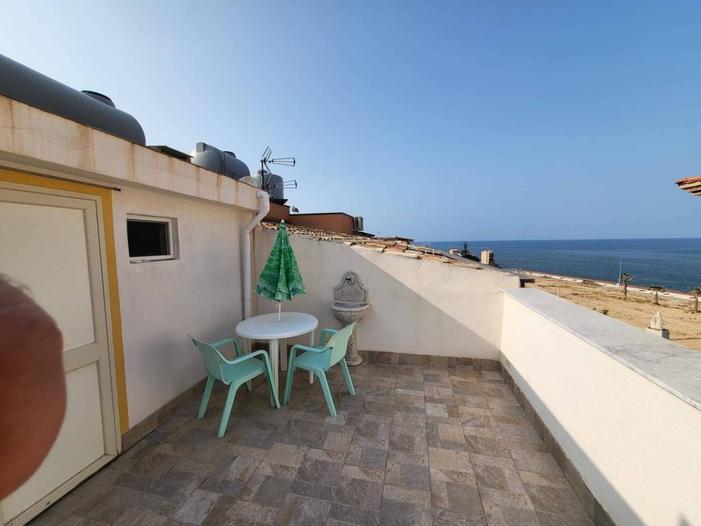 casa indipendente in vendita a Santa Flavia in zona Porticello