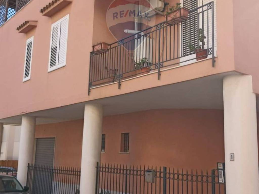 casa indipendente in vendita a Santa Flavia in zona Porticello