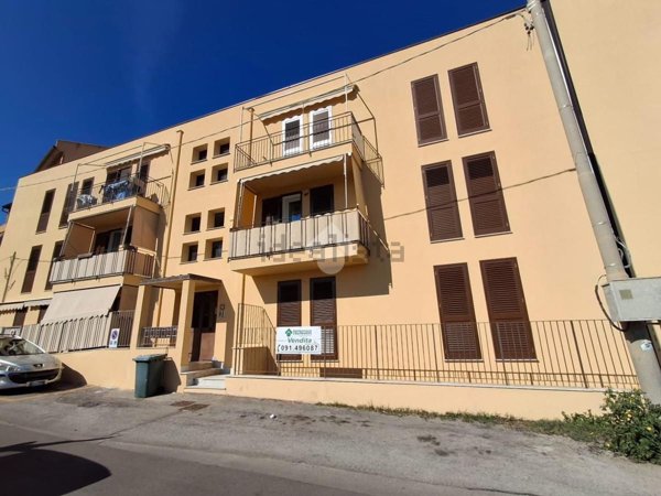 appartamento in vendita a Santa Flavia in zona Sant'Elia