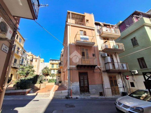 casa indipendente in vendita a Santa Flavia in zona Porticello