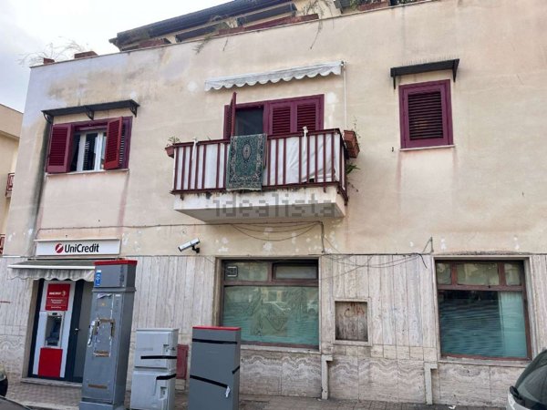 locale commerciale in vendita a Santa Flavia