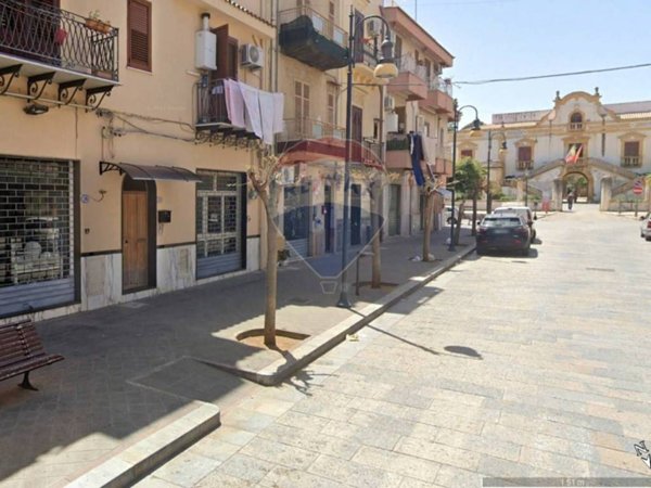 locale commerciale in vendita a Santa Flavia