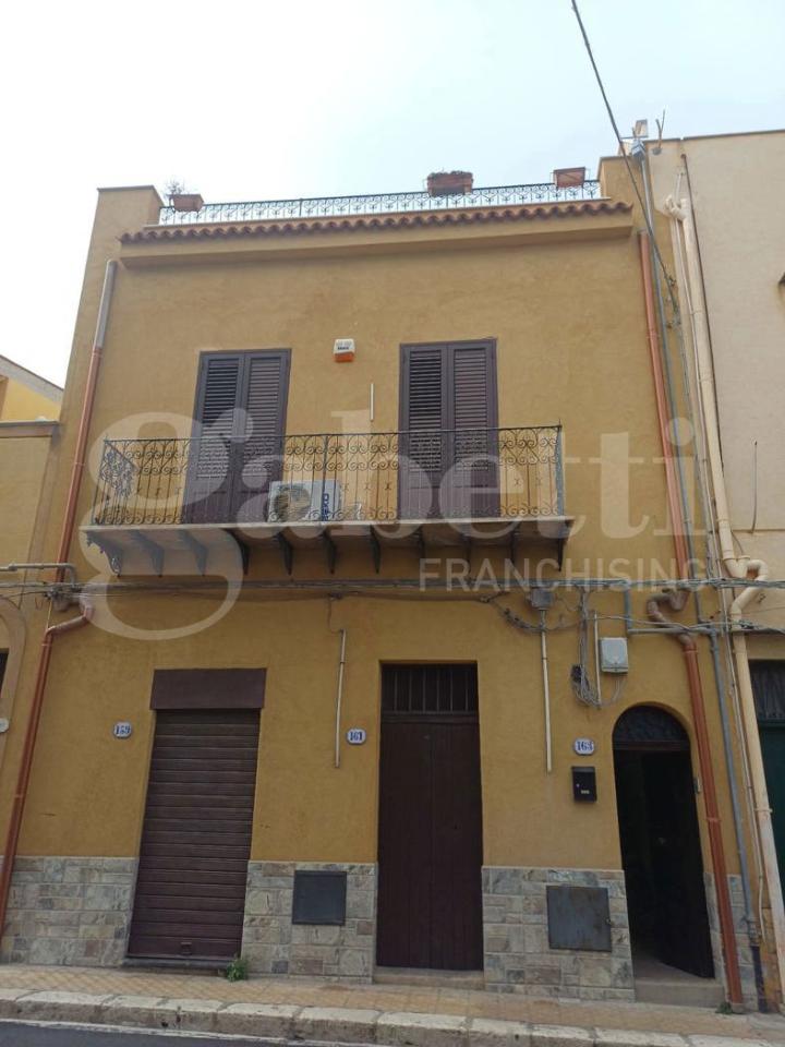 casa indipendente in vendita a Santa Flavia in zona Porticello