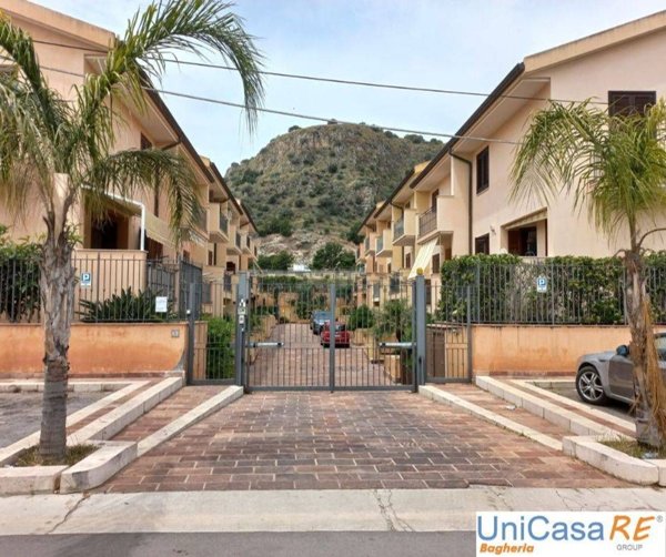 casa indipendente in vendita a Santa Flavia in zona Sant'Elia