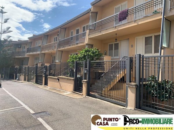 casa indipendente in vendita a Santa Flavia in zona Porticello