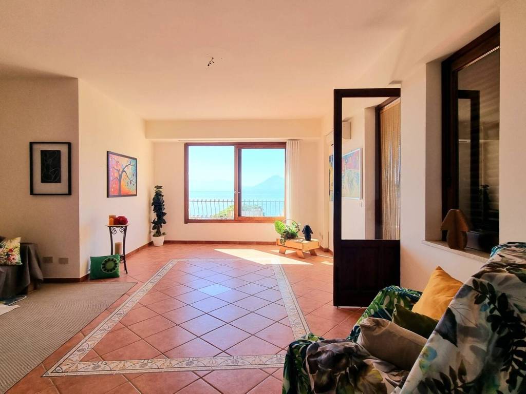 appartamento in vendita a Santa Flavia in zona Sant'Elia