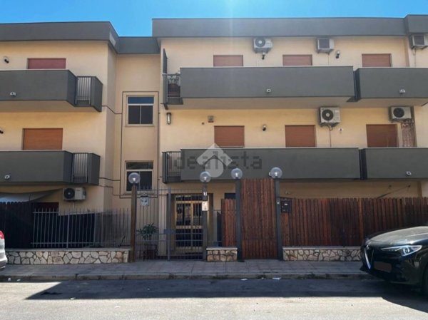 appartamento in vendita a Santa Flavia in zona Sant'Elia