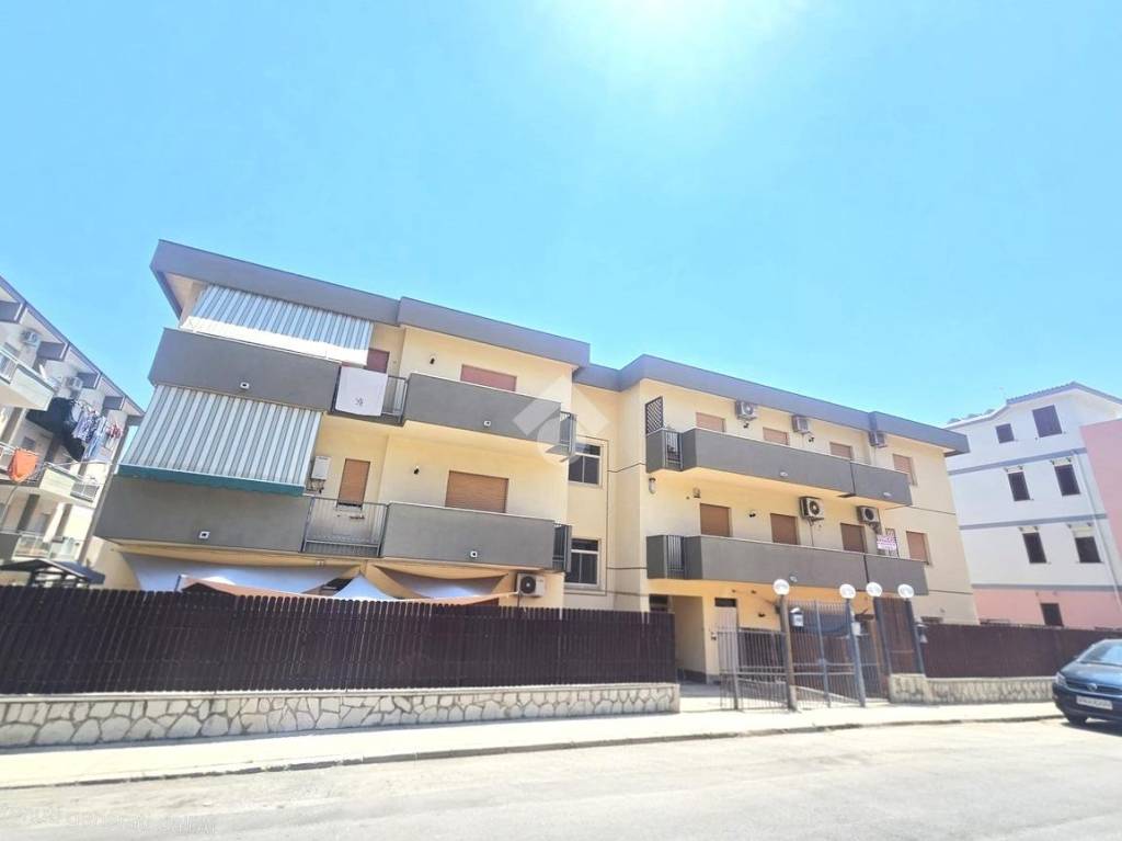 appartamento in vendita a Santa Flavia in zona Sant'Elia