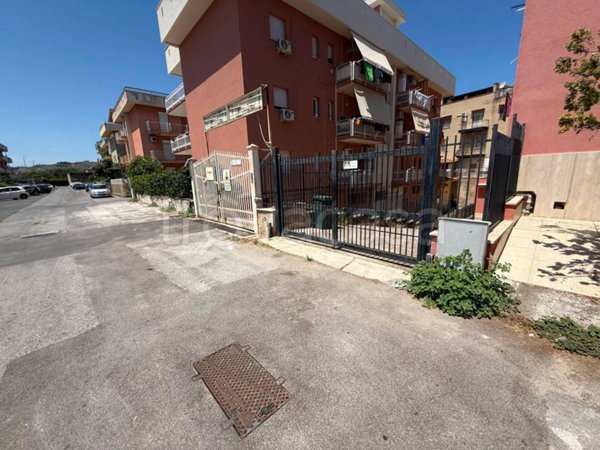 locale commerciale in vendita a Santa Flavia