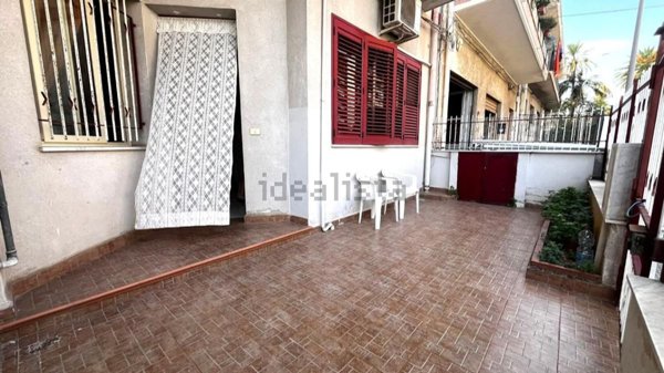 appartamento in vendita a Santa Flavia in zona Solanto