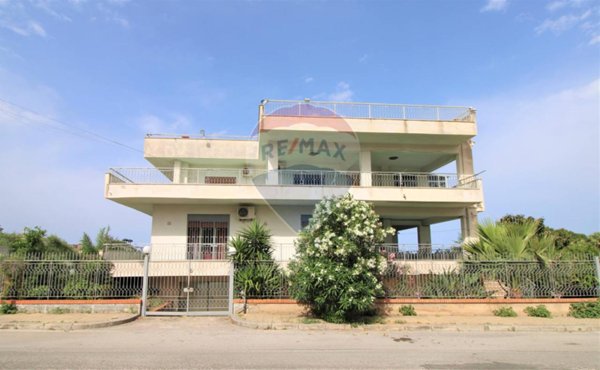 appartamento in vendita a Santa Flavia in zona Porticello