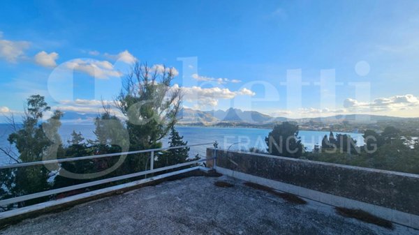 appartamento in vendita a Santa Flavia in zona Porticello