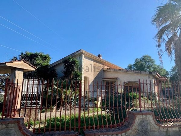 casa indipendente in vendita a Santa Flavia