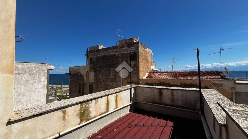 casa indipendente in vendita a Santa Flavia in zona Porticello