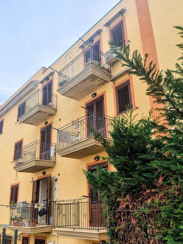 appartamento in vendita a Santa Flavia in zona Sant'Elia