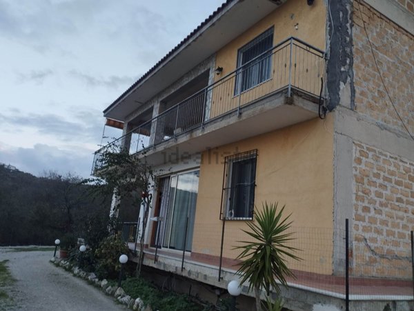 casa indipendente in vendita a Santa Flavia