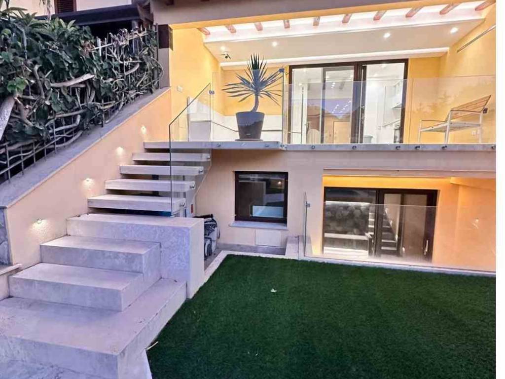 casa indipendente in vendita a Santa Flavia