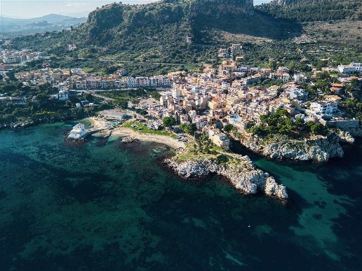 appartamento in vendita a Santa Flavia in zona Sant'Elia