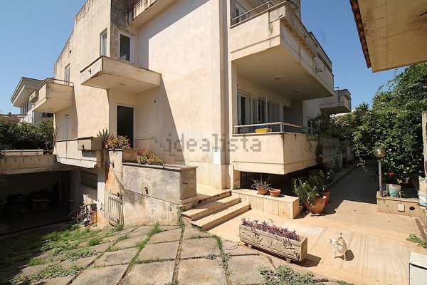 casa indipendente in vendita a Santa Flavia