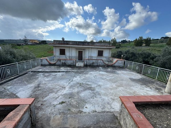 casa indipendente in vendita a Santa Flavia